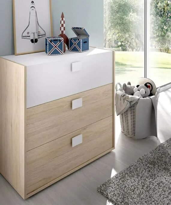 Discreet Chest of Drawer