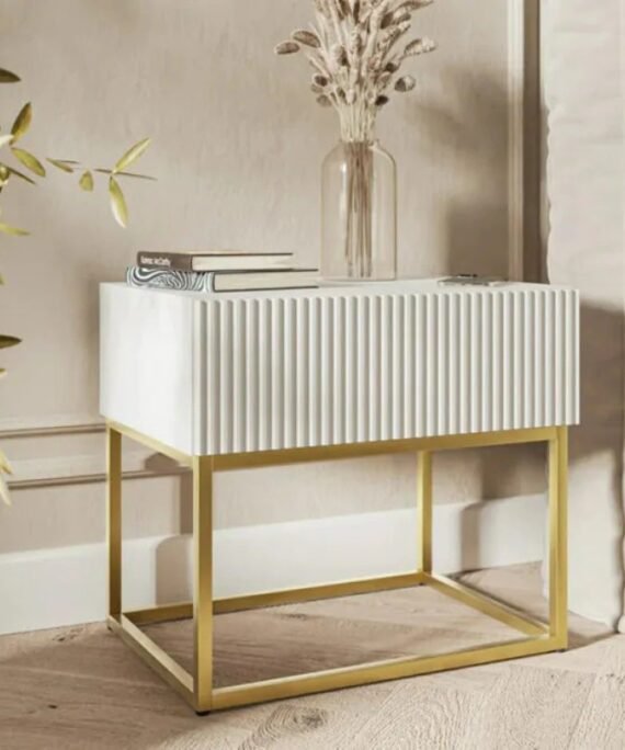 Minimalistic One Drawer Nightstand