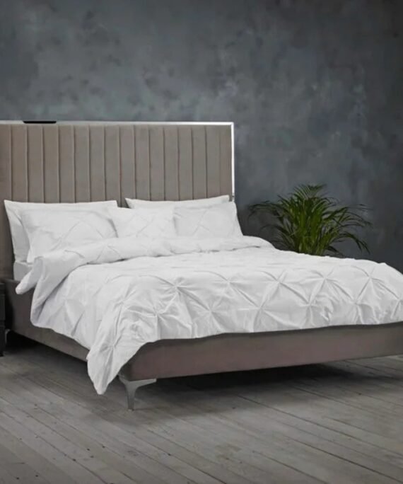 Modern Double Tiffany Bed